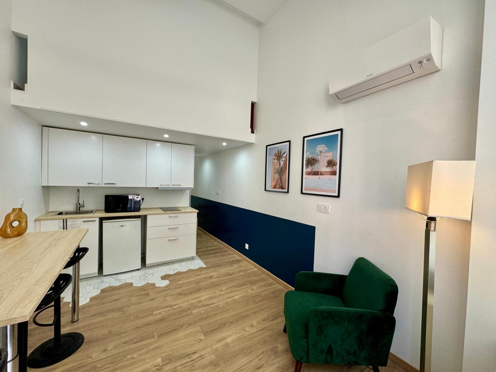 Suite Elias Villeurbanne Exterior photo